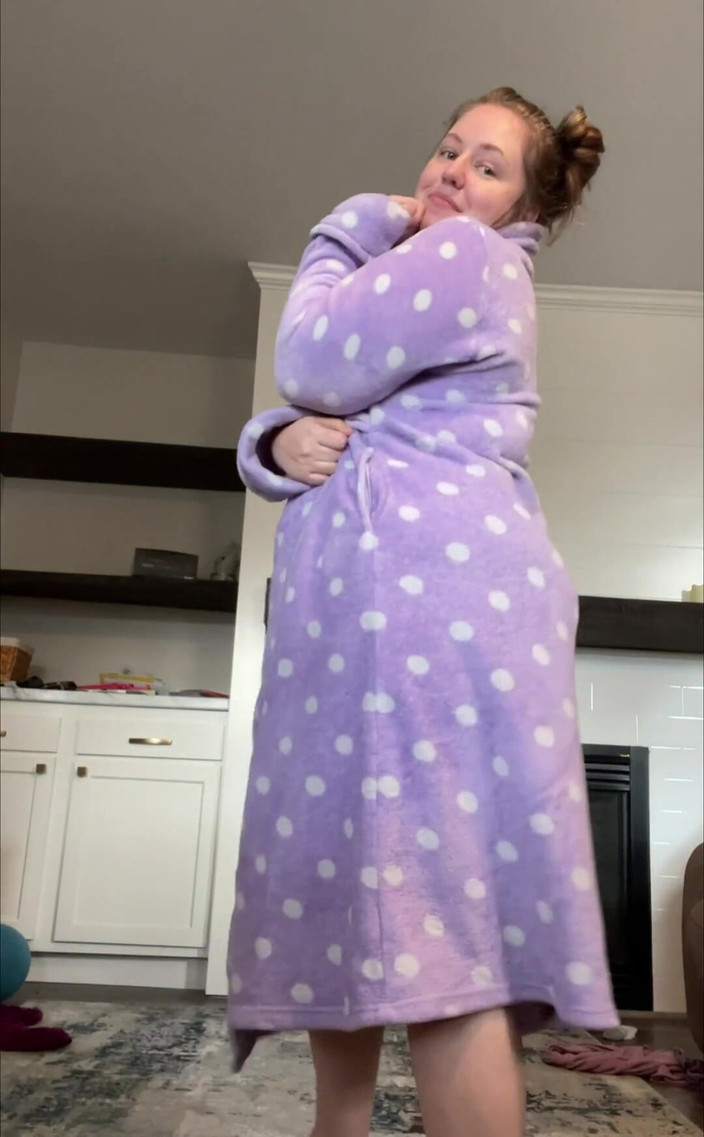 KinkyKatie: ¡Buenos días! ¿Vendrás a mi show en vivo más tarde?