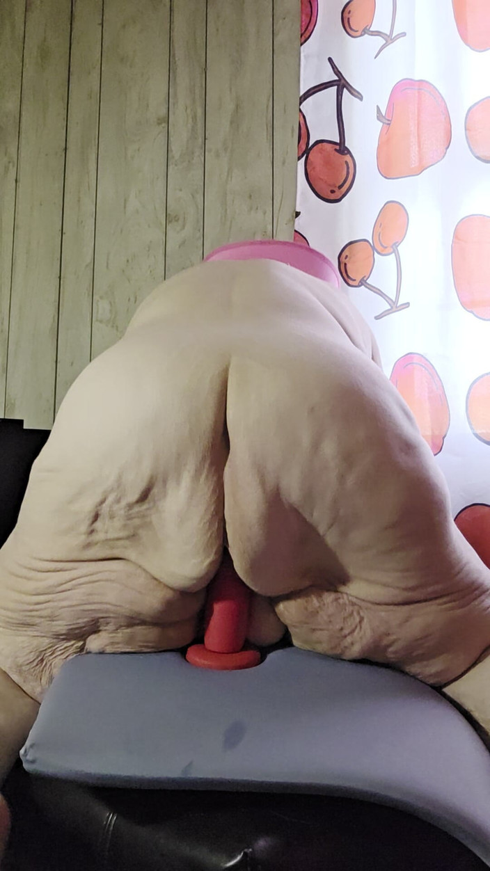 HerculesnVENUS: Piega quel culo sulla troia è tempo per una sborrata