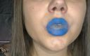 Your fantasy studio: Vaping - close up pakai lipstik warna biru
