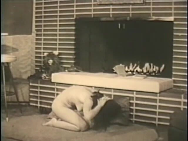 Vintage Usa: Hot lady in the sixties shows her charms