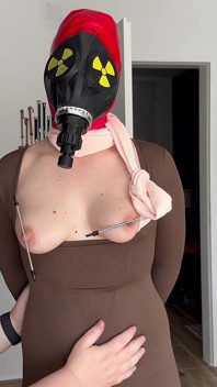 Plynová maska a punčocháče Vrstvení, Kozy BDSM Hrát