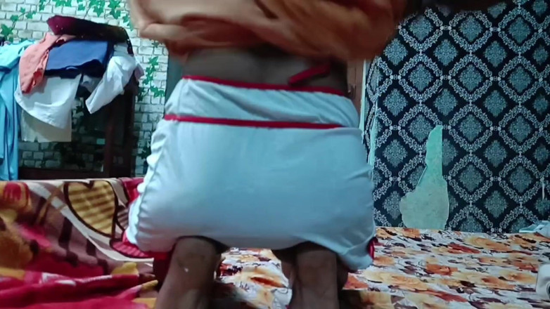 DesiFucker2130: Desi Dünnes Kleines Anal Hol Fickt Großen Schwanz, Indischer Analsex...