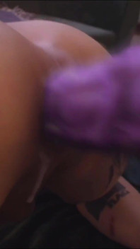 Lena Vesper ve Rina Kitty'nin sikiş makineleri