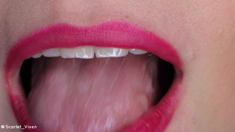 Scarlet Vixen: Uvula flexionando e vibrando