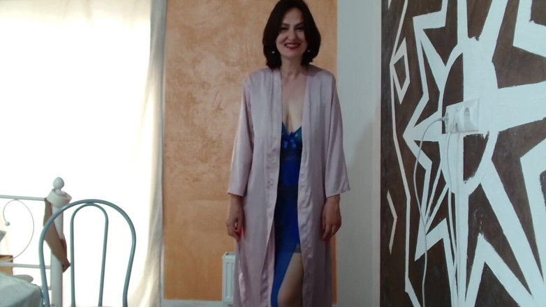 ANGELA_LADY: You Look Into the Pussy of a MILF and You...