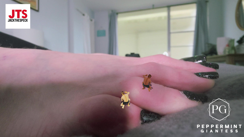 Peppermint Giantess: Tamanhos de serviço - pov pequenos homens adoram pés gigantes