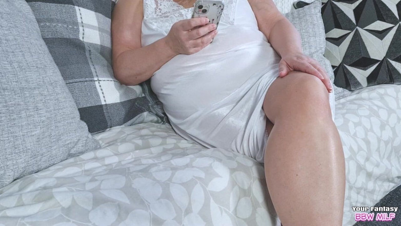 BBW_Wife: Mi Gran Culo Redondo En Bragas De Abuela Grande (amateur MILF...