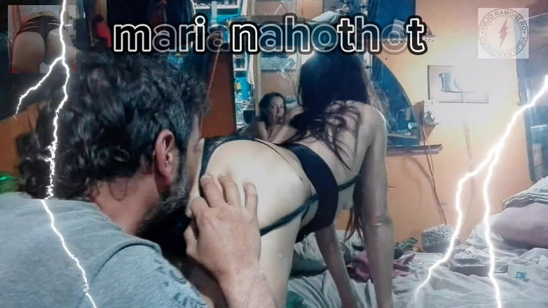 Marian sofar: Marianahothot dientot di posisi fours