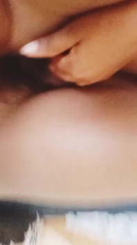 Baise sexuelle spéciale pour jolie GF, elle mérite le meilleur sexe