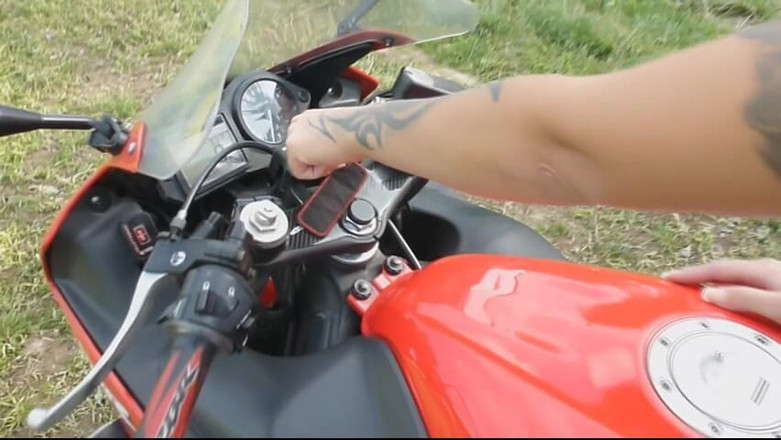 Watch4beauty: Motocicletă