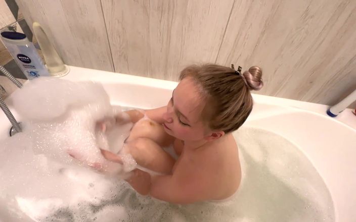 LesanaMild: Wet Bathroom Throat - Quick Blowjob and Cum in My Mouth