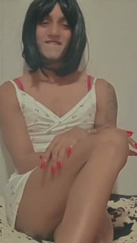 Sweet Trans GF Sizes You Down for Locktober