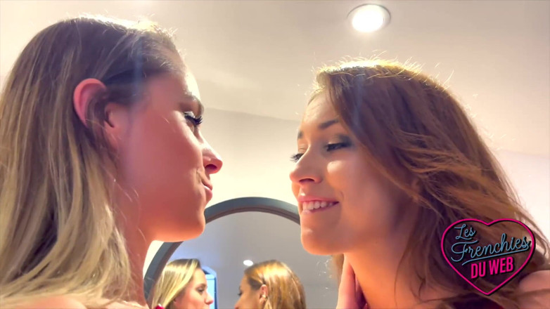 The Frenchies of the web: Jade e Anita, duas lésbicas safadas que fodem juntas