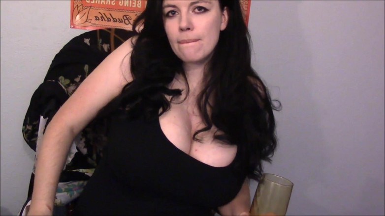 Lovely Lilith: L'entretien