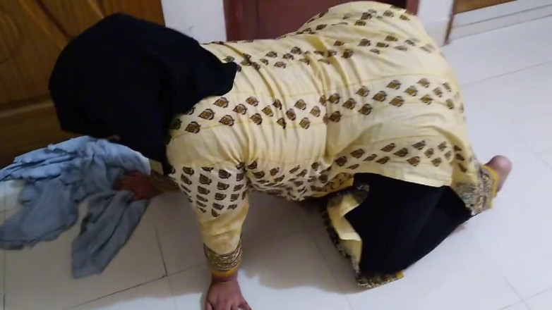 Aria Mia: Jsem tvá macecha, prosím, šukej mě