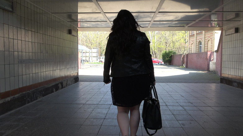 German amateur - 100% German hardcore videos: Gorda alemã puta adora mijar em público