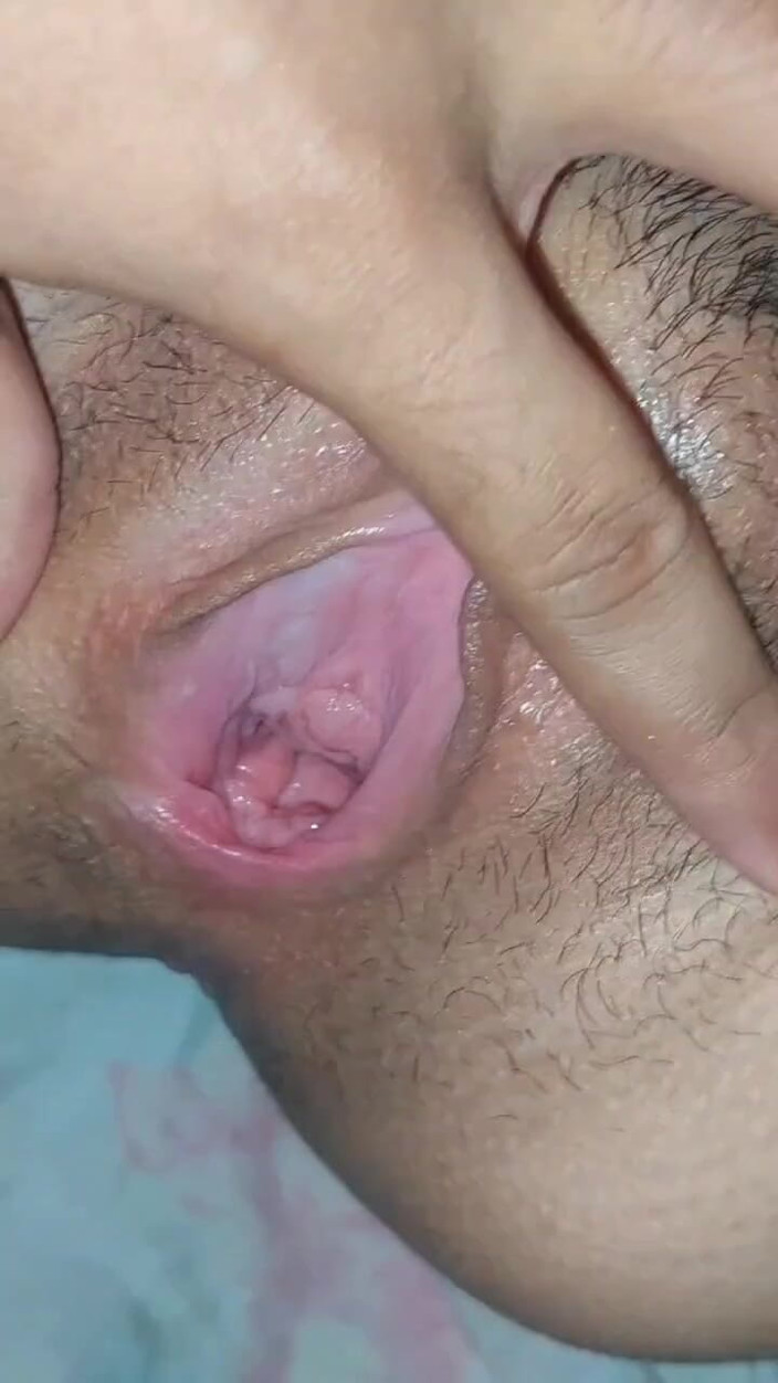 Gatouz: 친구에게 따먹히는 라틴계 여자