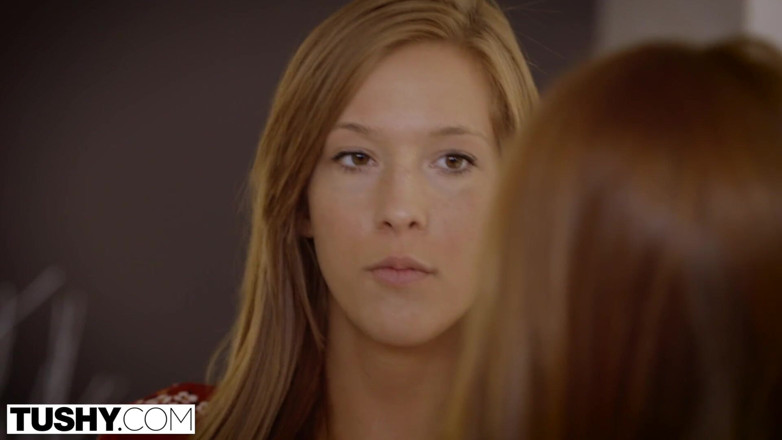Tushy: TUSHY - 赤毛のキンバリー・ブリックスにとって初めてのダブルペネトレーション