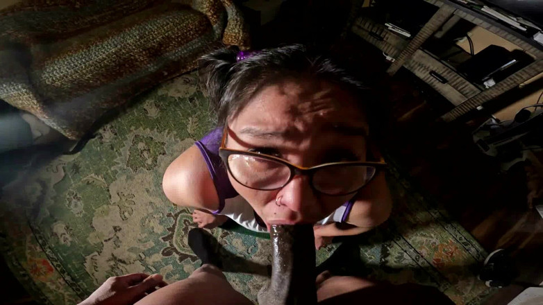 DeesDeepThroat: Sepong kontol sorak