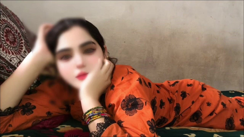 Kingsizedevil: La ragazza timida diventa brutta prima volta sulla videocamera