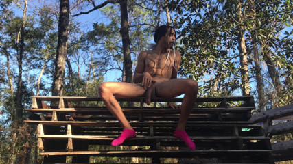 Arthur Eden aka Webcam God: Golpe en la madera (4k)