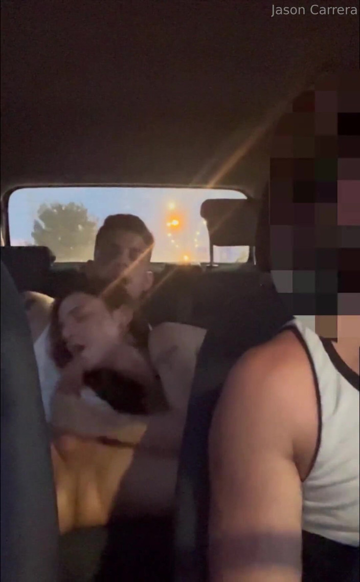 Jason Carrera: Fodendo a Pequena Lil Babe No Uber, Ela Está Tão...