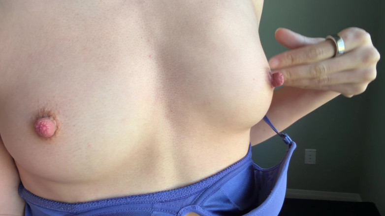 Ms_Emmy_Lynn: Close up Perfect Tits &amp; Nipples