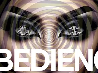 Mind Control Drone - मग्न करने वाली आंखों के लिए उपज