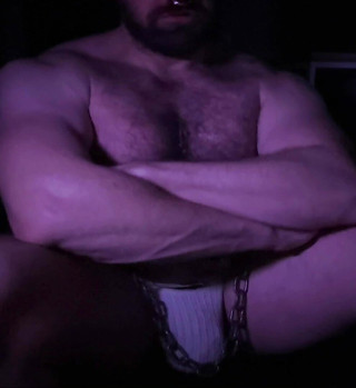 HairyHunkPig: Волосатая свинья-качок - зажимы для сосков и массивные яйца