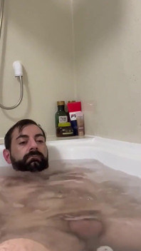 Leocharmed - Bath Pilot