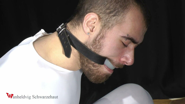 Wanheldvig: Zeus Bound in Spandex: Ball Gag, Rope Challenge and One...