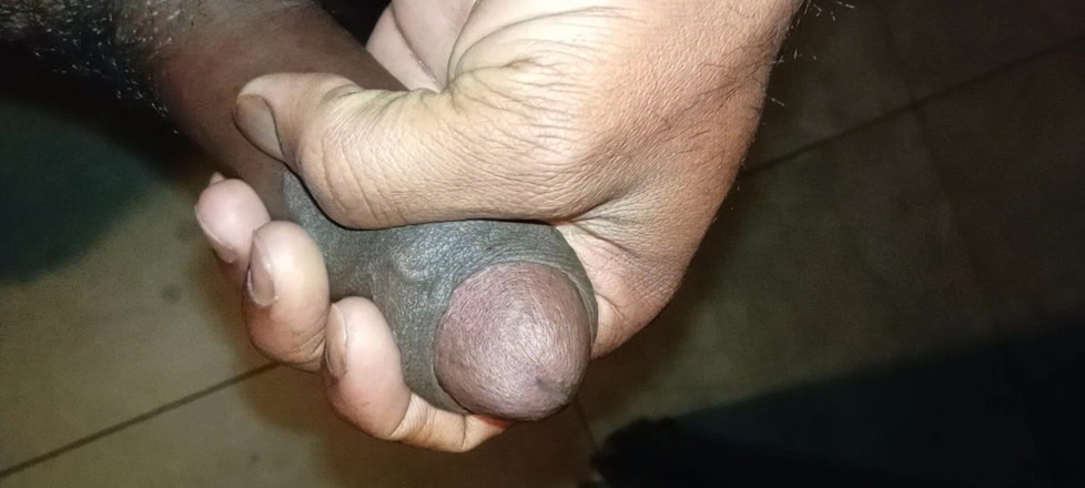Kejken87: Relaxare cu mână singură în baie