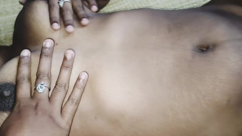 Gomathy: ドッグスタイルで妻と激しくセックス