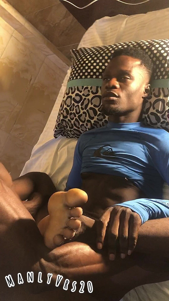Blackkish20: Slouží hlavní postavě, jako Both Dicks se zaměřením na Vrtání...