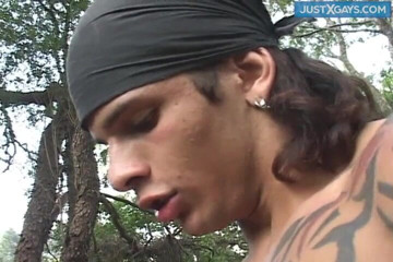 Just X Gays bareback: Campamento de entrenamiento amateur que follamos por primera vez