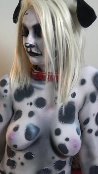 Zkušenost s dominancí dalmácie bodypaint