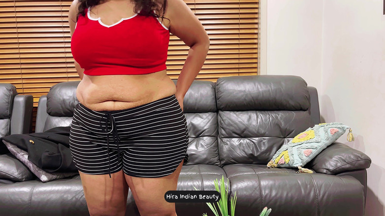 Hot 365 Entertainments: Hira Indian Beauty - tachinare în sutien și jumătate de pantaloni - cel mai...