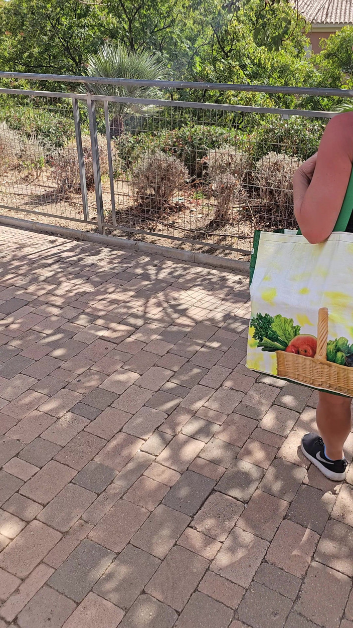 Playwithus: Procházky v parku a na schodech bez spodního prádla - celé...