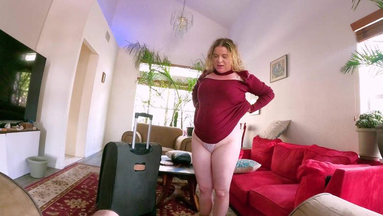 Erin Electra: 새로운 직업을 가진 새엄마