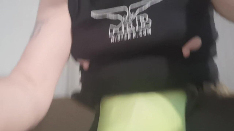 Monster_Meat_: Fantasmes en nylon mouillés et pervers !