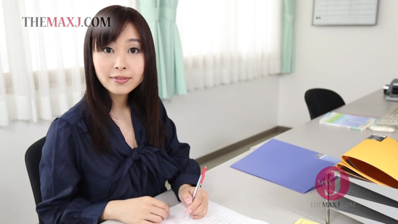 Asian happy ending: สาวเอเชียเซ็กซี่เงี่ยนให้ลูกศิษย์ด้วยนม