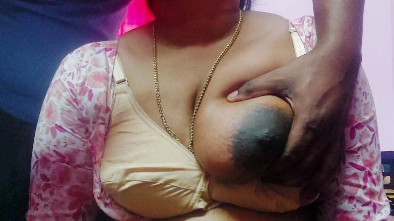 Desi Mohini: 내 자지를 빨아주는 핫한 바비