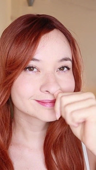 Ráda si vybírám nos všemi prsty a dělám prase