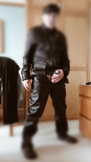 Bellhead: Kožené honění