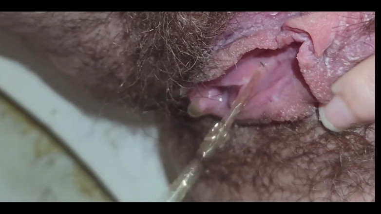 RavenHearth666VIP: Glimp van de plasbuis zoals deze opent als de stroom...