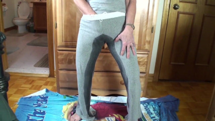 Carol Cox - The Original Internet Porn Star: Carol Cox wets her sweats ;)