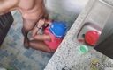 Switalice Daisy: Empregada da casa fode duro na cozinha depois de um...