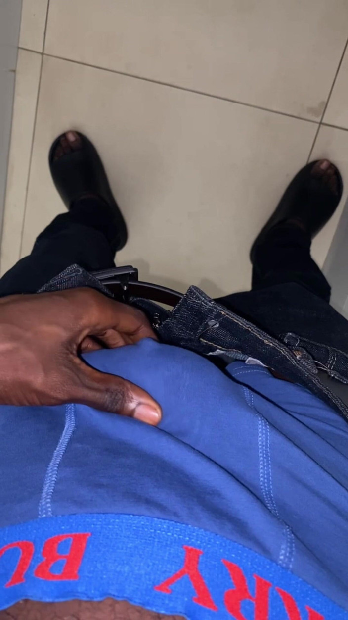 Slimniqqa: Thug Jamaican BBC Jerks off