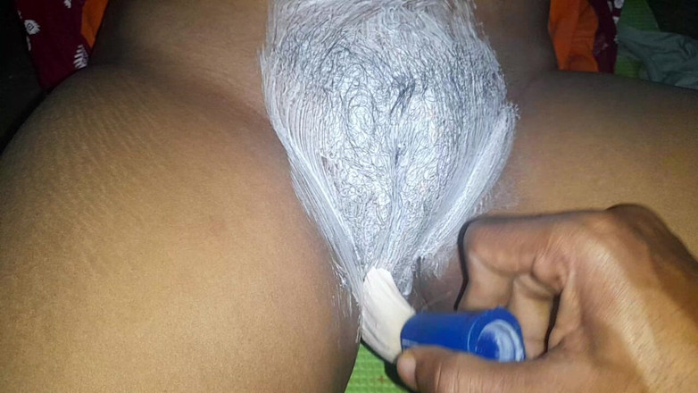 Nukes01: Pussey depilazione e cazzo ragazza indiana