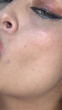 음경 모양의 젤리 삼킴